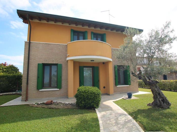 Casa con 5 locali in vendita in Via Monte Santo, Bagnarola, Sesto al Reghena