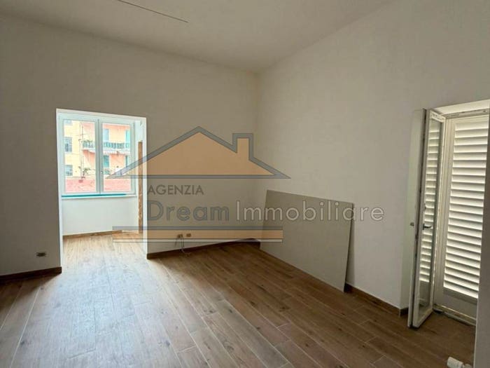 Appartamento quadrilocale in vendita in Via Roma, Melito di Napoli