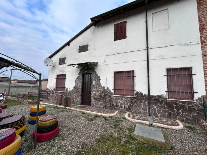 Casa bilocale in vendita in BOBBA, Centro, Pieve del Cairo