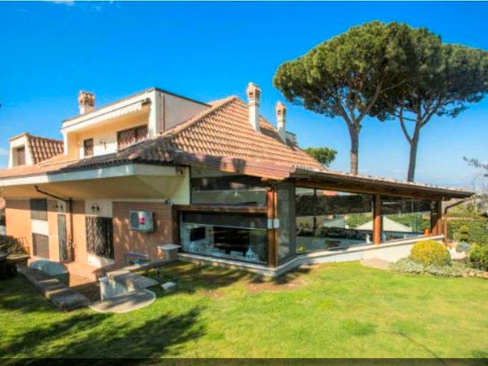 Casa con 6 locali in vendita in Via Valle di Sant'Ignazio, Frascati