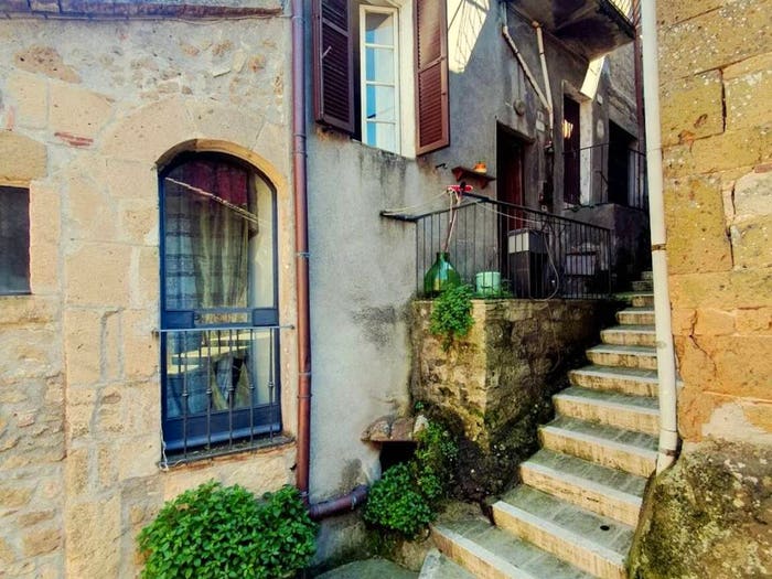 Appartamento trilocale in vendita in Centro, Pitigliano