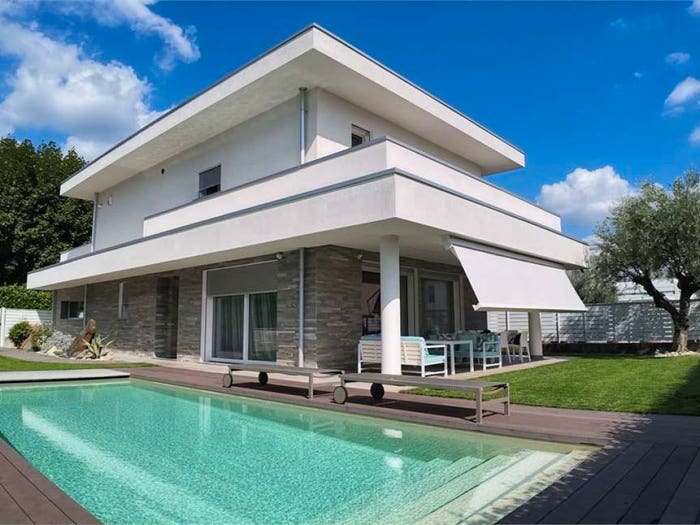 Casa quadrilocale in vendita in Centro, Appiano Gentile