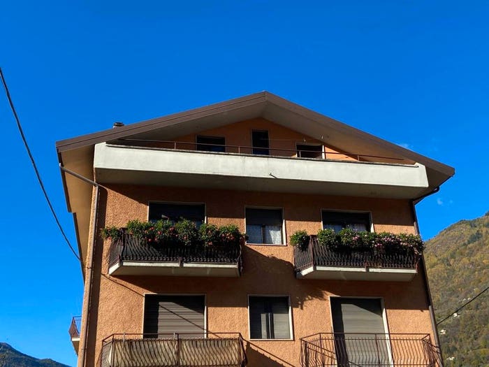 Casa quadrilocale in vendita in Via Guglielmo Marconi, Centro, Edolo