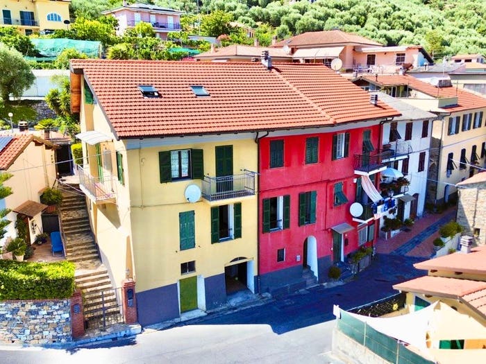 Appartamento quadrilocale in vendita in Via Borgo Barnati, Villa Guardia Villa Viani, Pontedassio