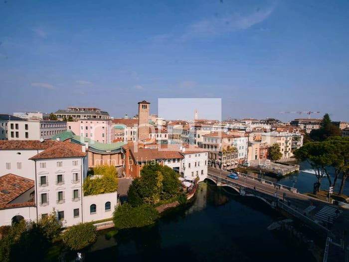 Casa con 5 locali in vendita in Corso del Popolo, San Nicolò, Treviso