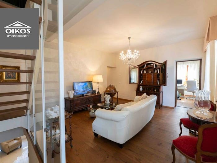 Casa con 6 locali in vendita in Via Giuseppe Garibaldi, Centro, Pozzolengo