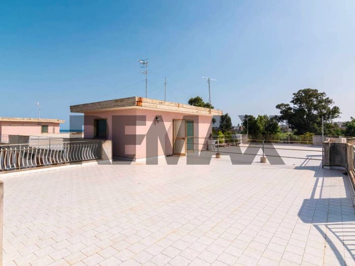 Appartamento trilocale in vendita in Via Torrente Vallonazzo, Sant'Anna, Mascali