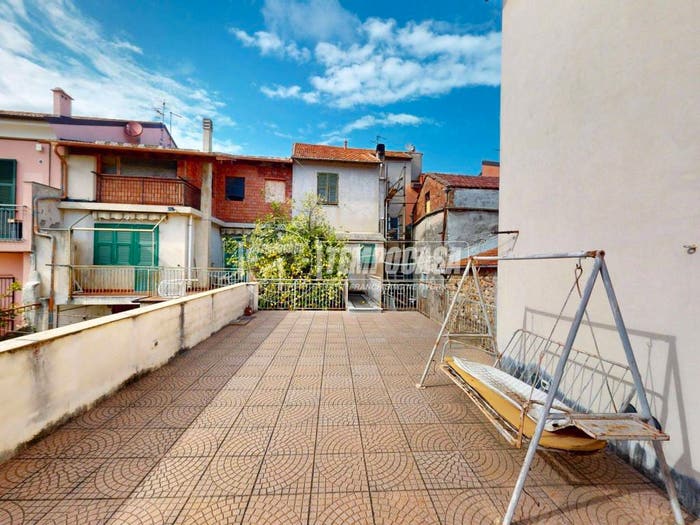 Casa con 6 locali in vendita in Via Paccini BASTIA, Bastia, Albenga