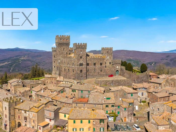 Casa con 6 locali in vendita in Via al Castello, Torre Alfina, Acquapendente