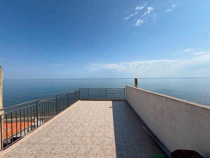 Casa con 5 locali in vendita in Via B Brin, Marina Di Caronia, Caronia