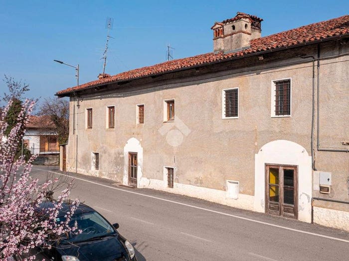 Appartamento con 5 locali in vendita in Frazione Ceretto, Ceretto, Costigliole Saluzzo
