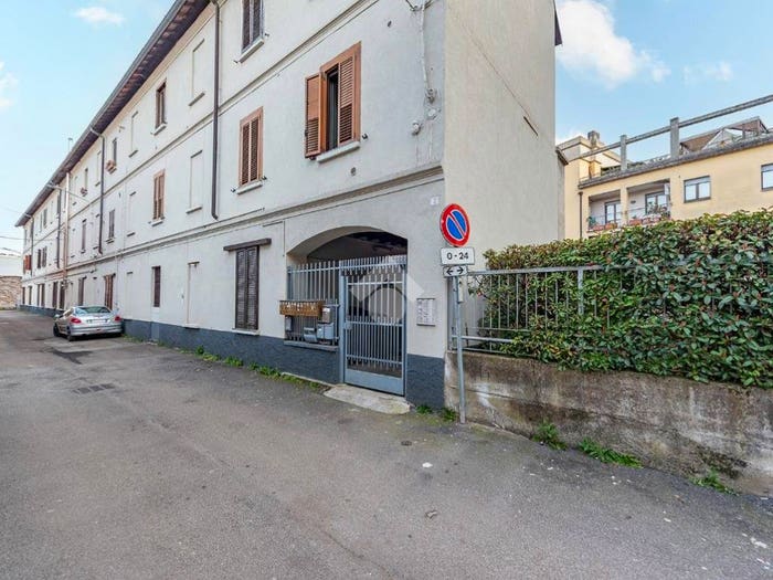 Appartamento trilocale in vendita in Vicolo Piave, Centro, Lainate