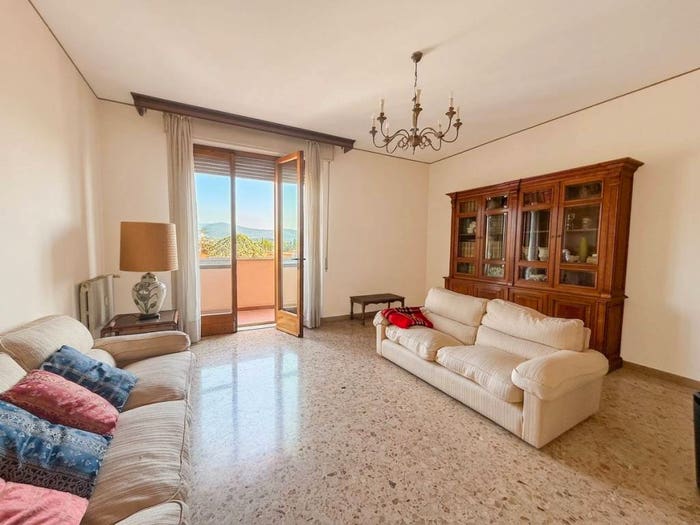 Appartamento con 5 locali in vendita in Via Francesco Cilea, Pontorme Cortenuova, Empoli