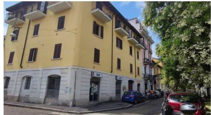 Appartamento trilocale in vendita in Piazza Anita Garibaldi, Baggio, Milano