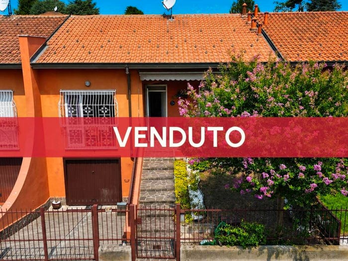 Casa trilocale in vendita in Via Anna Frank, Frati, Legnano