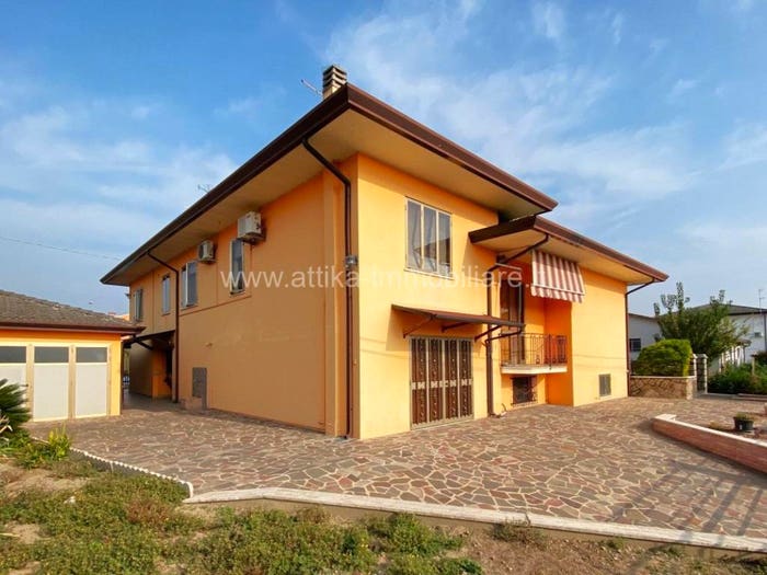 Casa in vendita in Via dello Sport, Centro, Boara Pisani