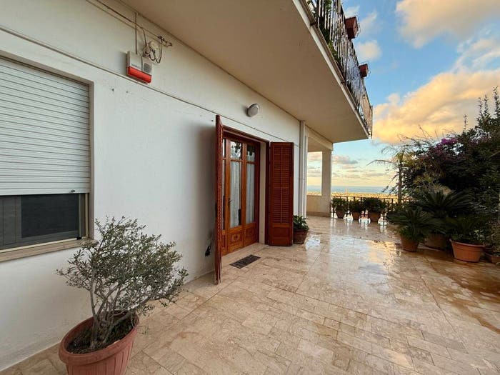 Appartamento con 6 locali in vendita in Via per Monte Bonifato, Semicentro, Alcamo