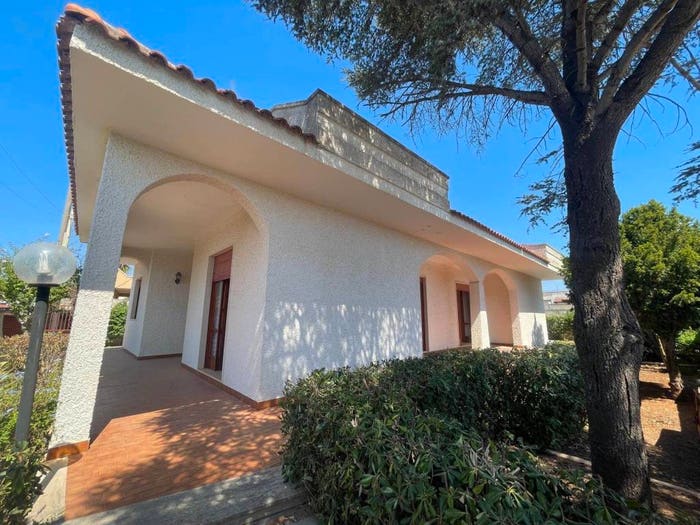 Casa con 6 locali in vendita in Via Giurdignano ang Via Lizzanello, Torre Lapillo, Porto Cesareo