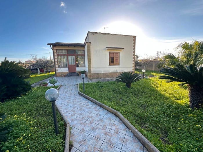 Casa con 6 locali in vendita in Centro, Campobello di Mazara