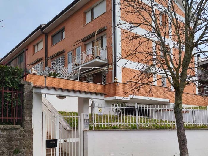 Appartamento con 5 locali in vendita in Via Campania, Centro, Genzano di Roma