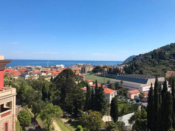 Casa quadrilocale in vendita in Regione Costa Lupara, Fenarina Via Neghelli Collina di Ponente, Alassio