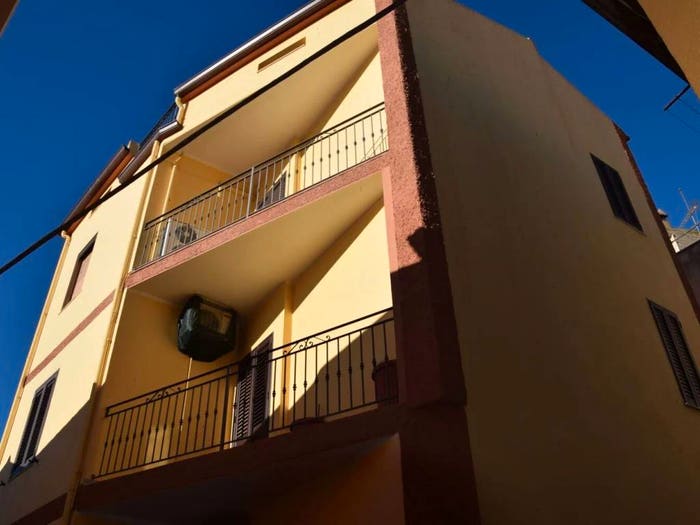 Casa con 6 locali in vendita in Via San Basilio, Centro, Bolotana