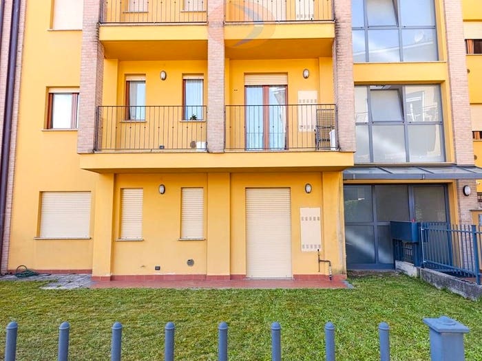 Appartamento bilocale in vendita in Via Statale, Perego, La Valletta Brianza