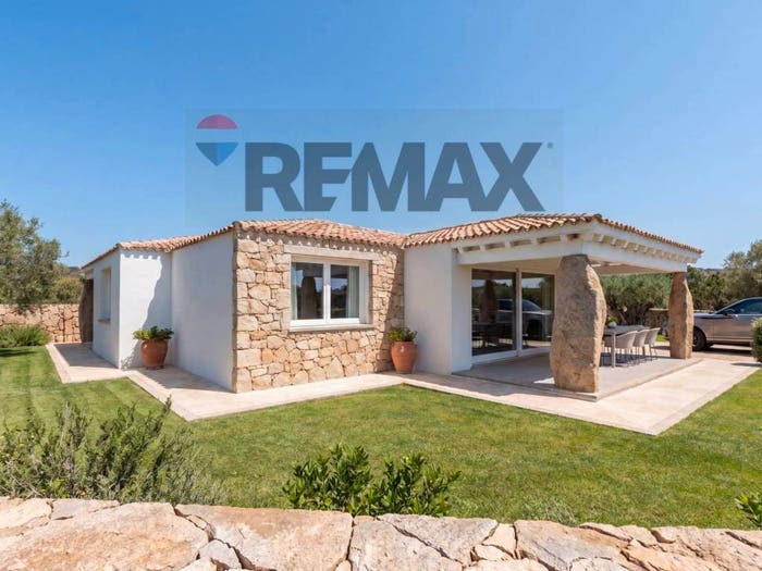 Casa con 6 locali in vendita in Loiri, Loiri Porto San Paolo