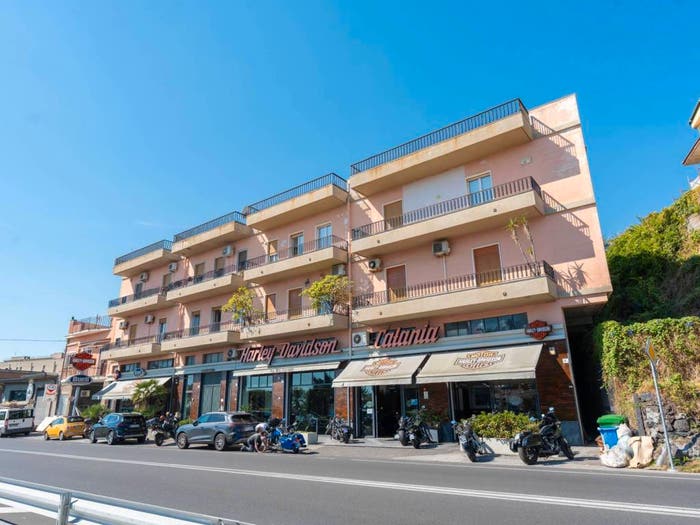 Appartamento con 6 locali in vendita in Viale Alcide de Gasperi, Santa Caterina Santa Maria delle Grazie Capomulini, Acireale