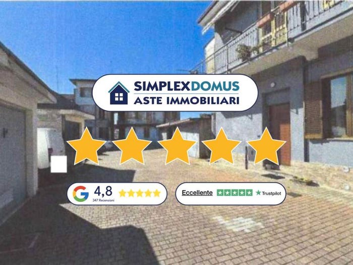 Appartamento quadrilocale in vendita in Via Durini, Gorla Minore