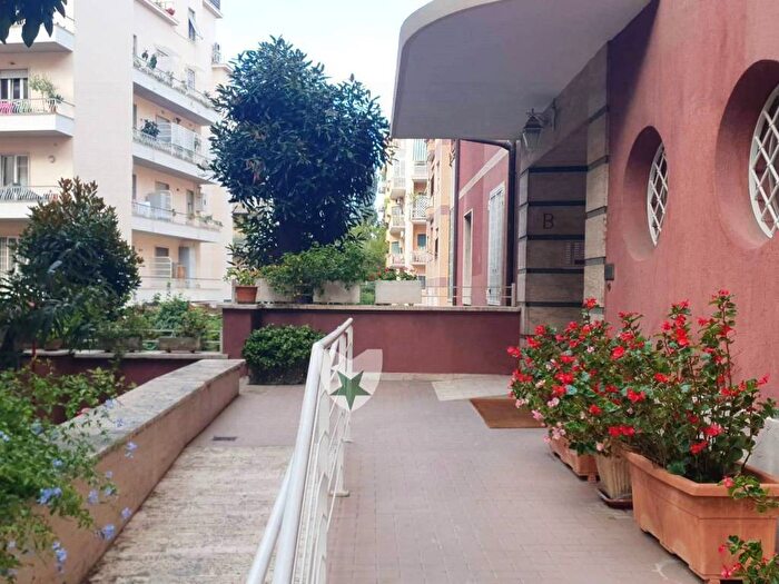 Appartamento quadrilocale in vendita in Viale delle Medaglie d'Oro, Balduina, Roma
