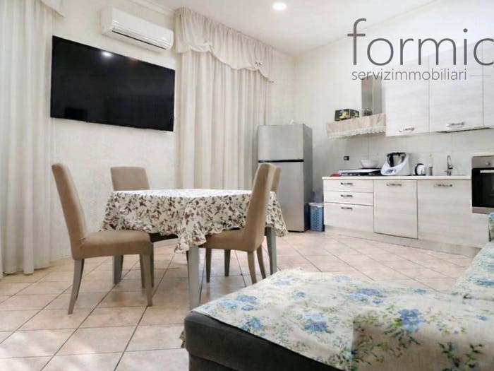 Appartamento trilocale in vendita in Corso Malta, Centro Direzionale, Napoli