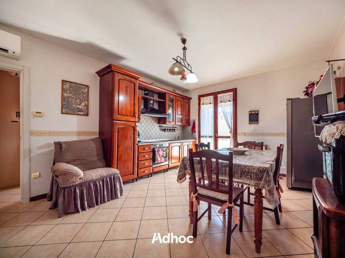 Appartamento trilocale in vendita in Via Sant'Anna, Cartoceto