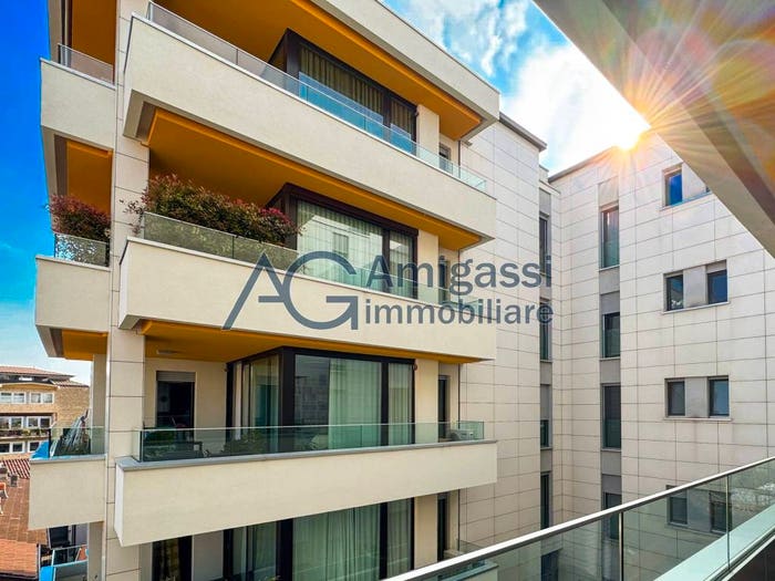 Appartamento trilocale in vendita in Via Maggio, San Paolo, Bergamo