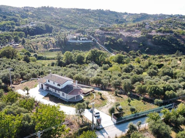 Casa con 5 locali in vendita in Via di Fonte Lettiga, Mentana
