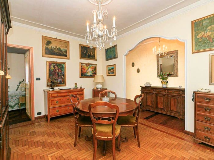 Appartamento con 6 locali in vendita in Via Ennio Del Monte, Isoverde, Campomorone