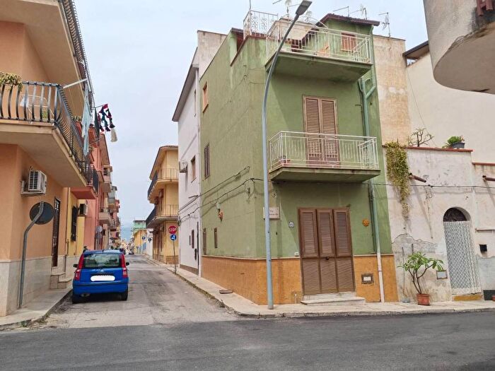 Casa trilocale in vendita in Via GIUSEPPE BOMMARITO, Balestrate Foce, Balestrate
