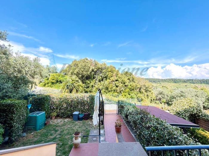 Appartamento bilocale in vendita in Via del Commercio, Riparbella