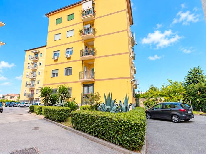 Appartamento quadrilocale in vendita in Via Tiglio, Chiaiano, Napoli