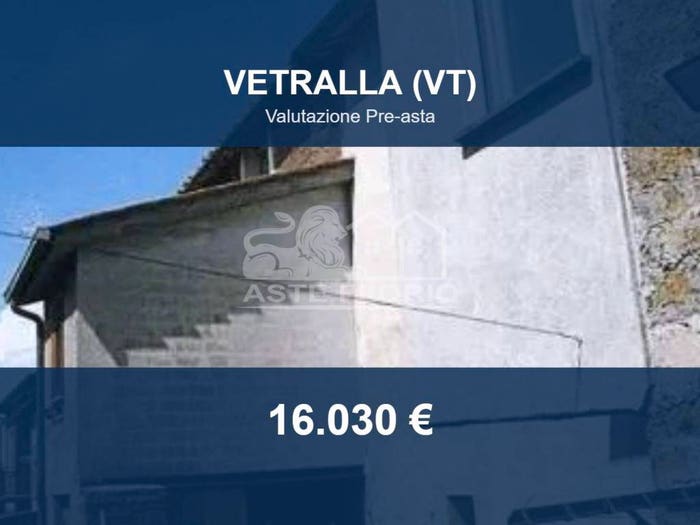 Appartamento con 5 locali in vendita in Via Valle Calandrella, Centro, Vetralla