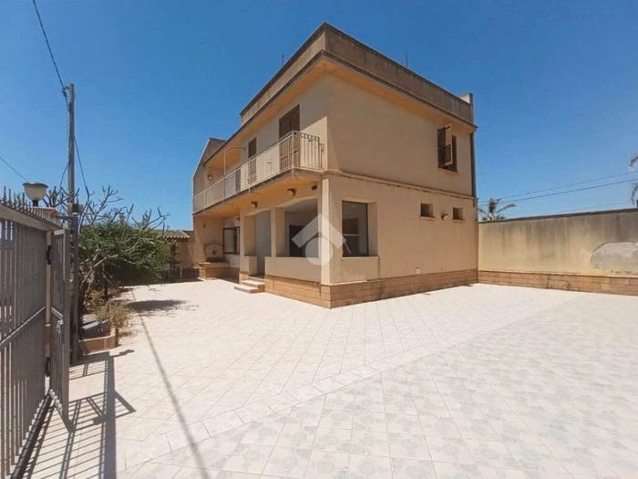 Casa quadrilocale in vendita in Via Ancona, Quarara Costa Orientale, Mazara del Vallo