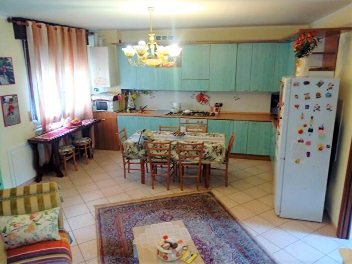 Appartamento quadrilocale in vendita in Località Caminate, Caminate, Fano