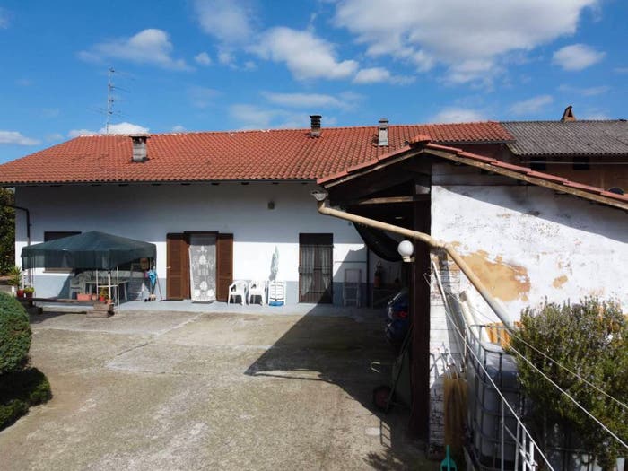 Casa con 6 locali in vendita in Via Emanuele Filiberto, Salomino, Tronzano Vercellese