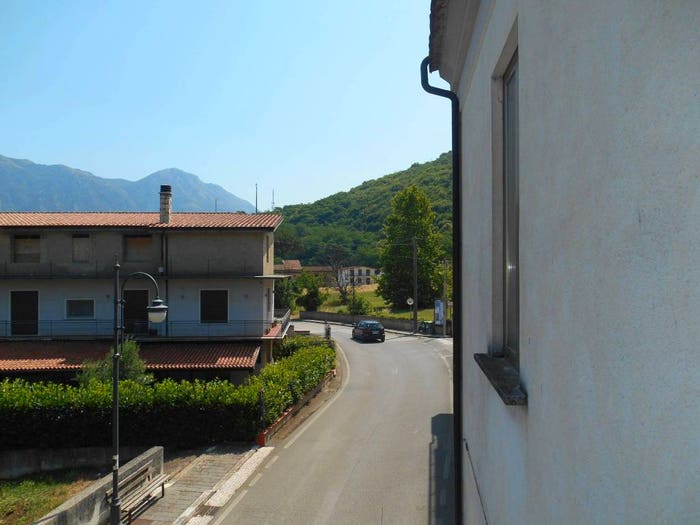 Casa con 6 locali in vendita in Via Pie' Casali, Moiano