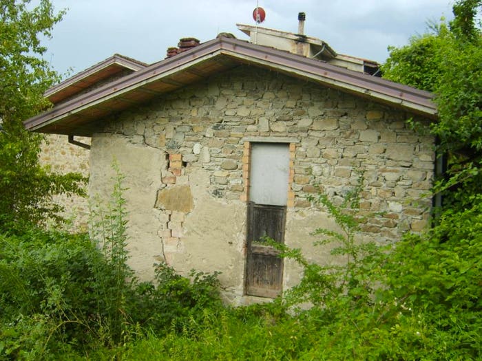 Casa con 6 locali in vendita in Via Nazionale, Perino, Coli
