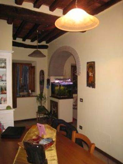 Casa con 5 locali in vendita in Camaiore Paese, Camaiore
