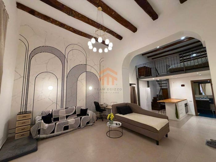 Appartamento bilocale in vendita in Via Atri, Centro Storico, Napoli
