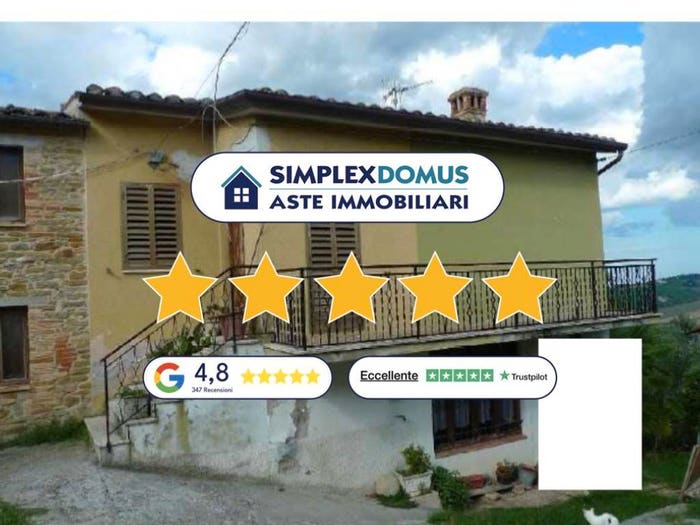Appartamento con 6 locali in vendita in Contrada Castelrotto, Ripe San Ginesio