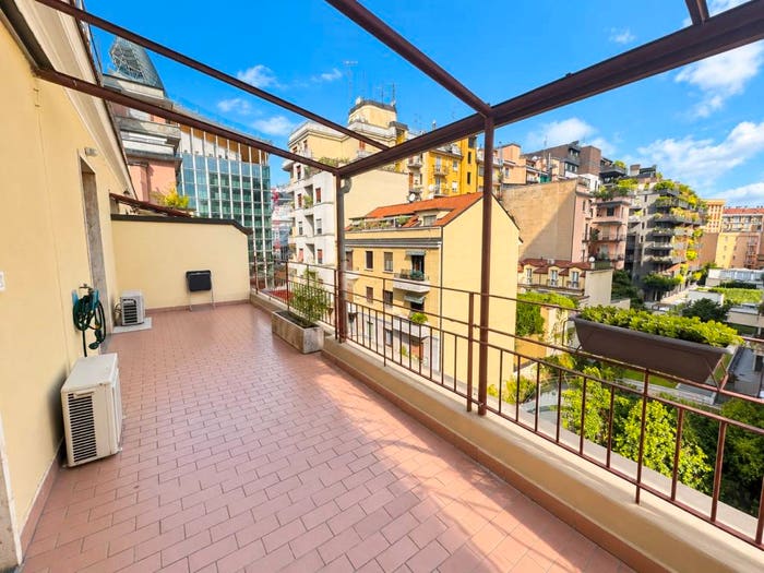 Appartamento trilocale in vendita in Via Giovanni Prati, Sempione, Milano