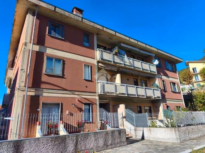 Appartamento trilocale in vendita in Via rio s stefano, Centro, Casella